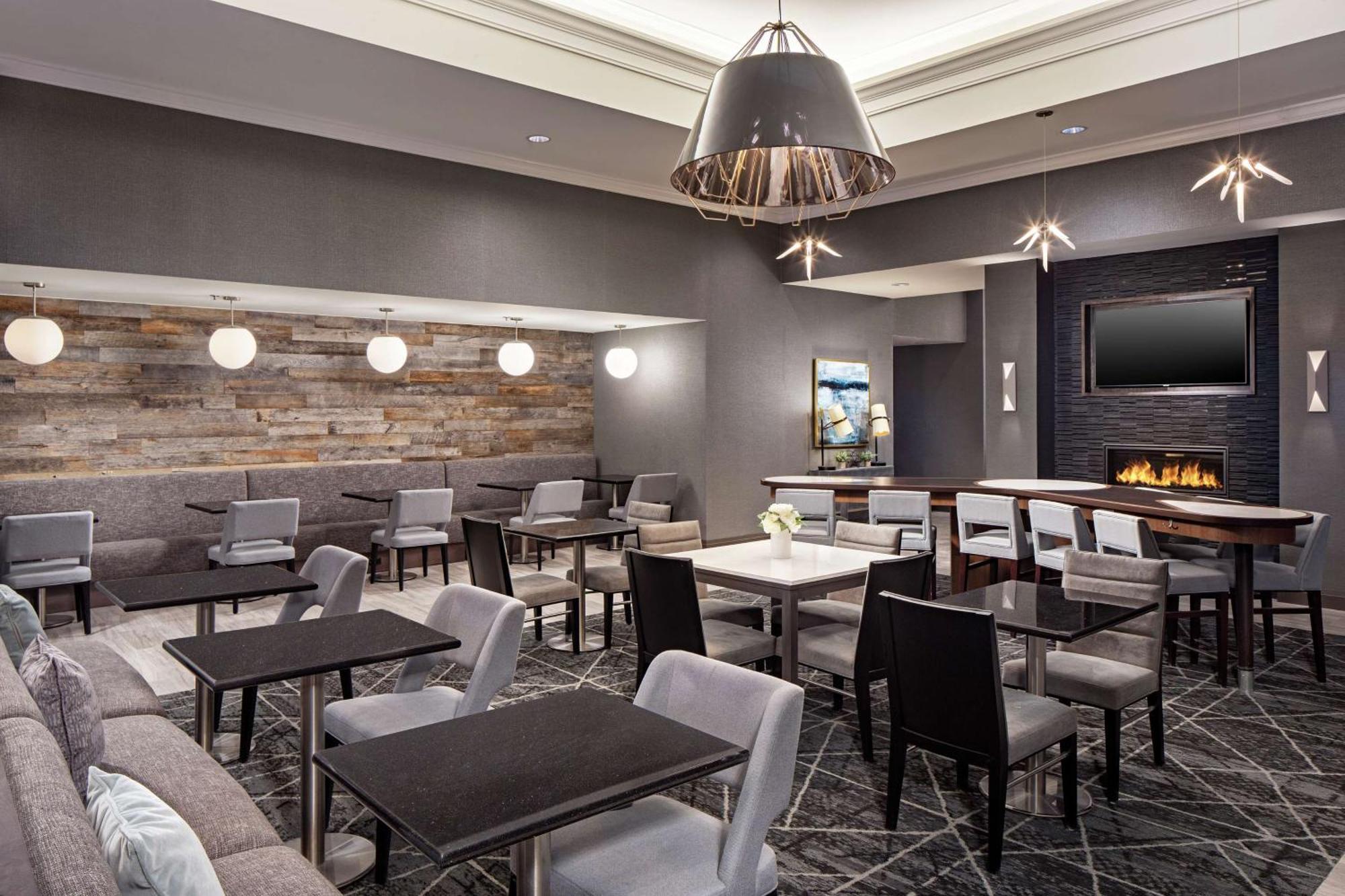 Homewood Suites By Hilton Atlanta Lenox Buckhead Екстер'єр фото