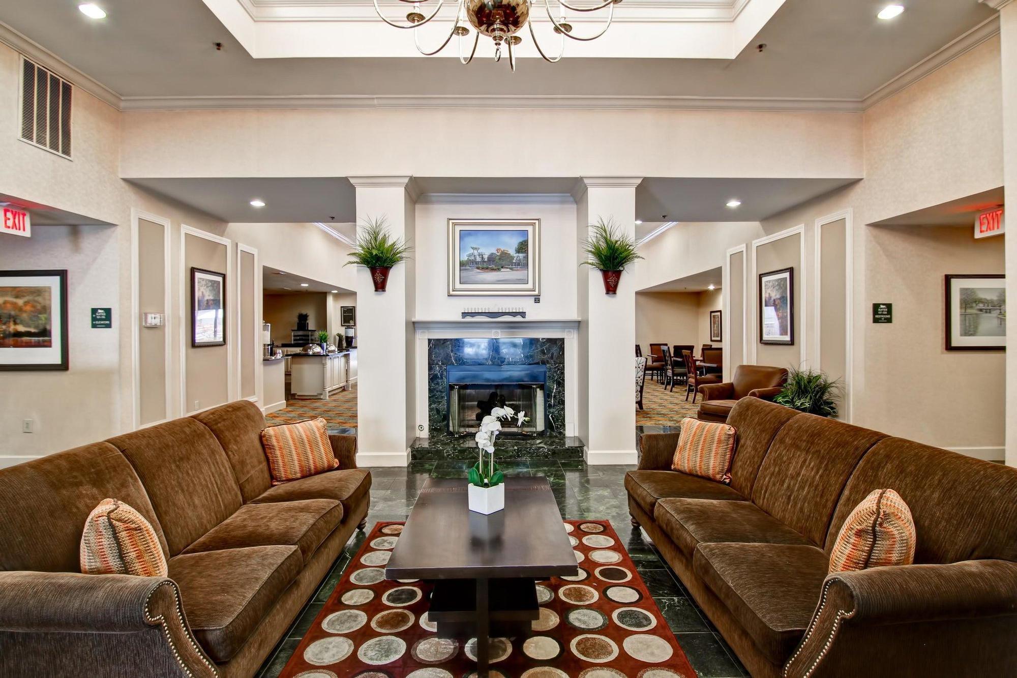 Homewood Suites By Hilton Atlanta Lenox Buckhead Екстер'єр фото