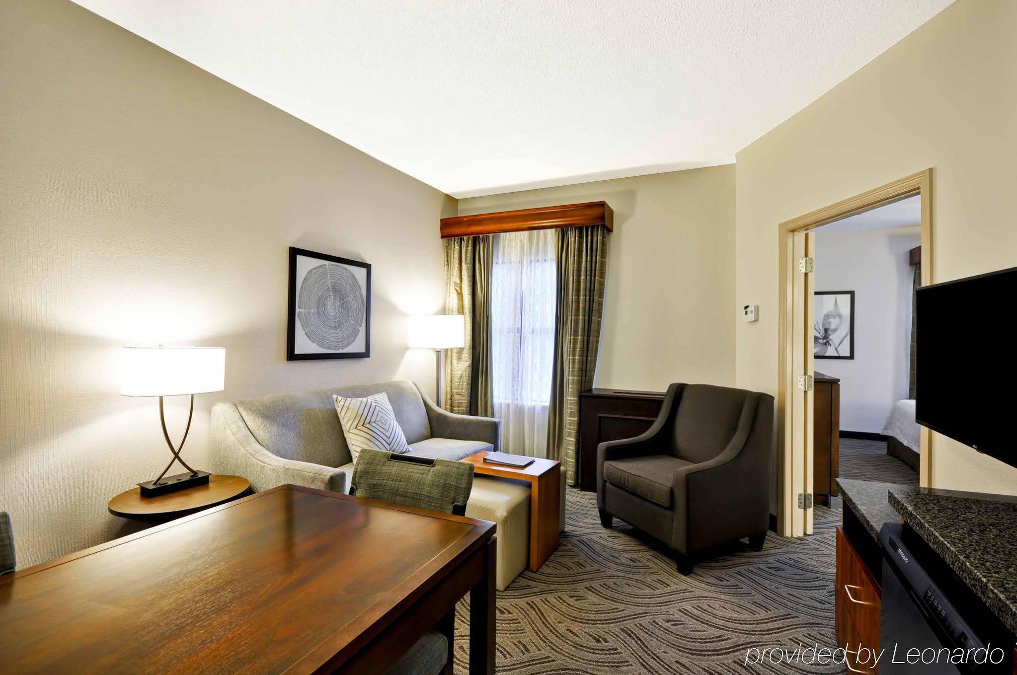 Homewood Suites By Hilton Atlanta Lenox Buckhead Екстер'єр фото
